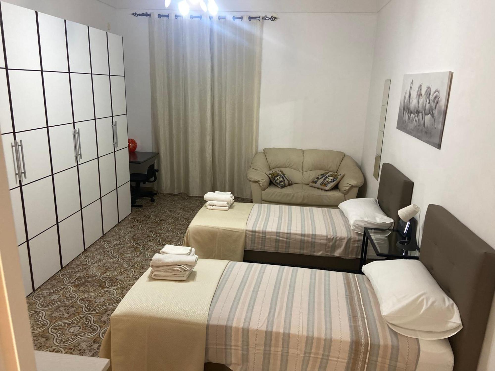 Apartment Casa La Collegiata Catania
